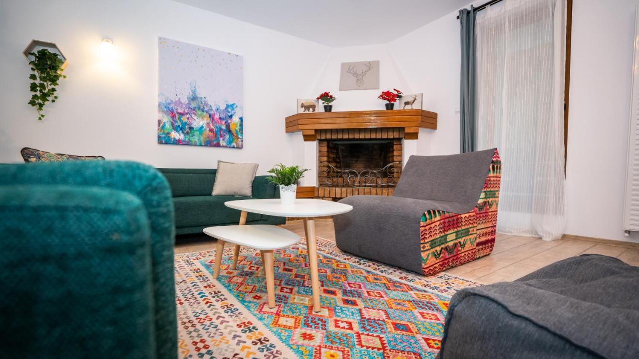 Family Treez Premium Apartments 波亚纳布拉索夫 外观 照片
