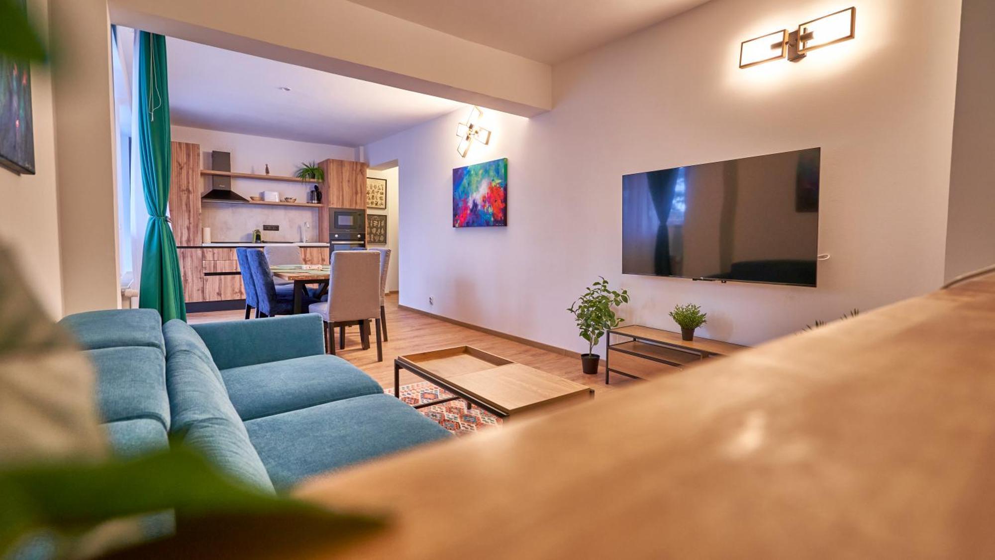 Family Treez Premium Apartments 波亚纳布拉索夫 外观 照片
