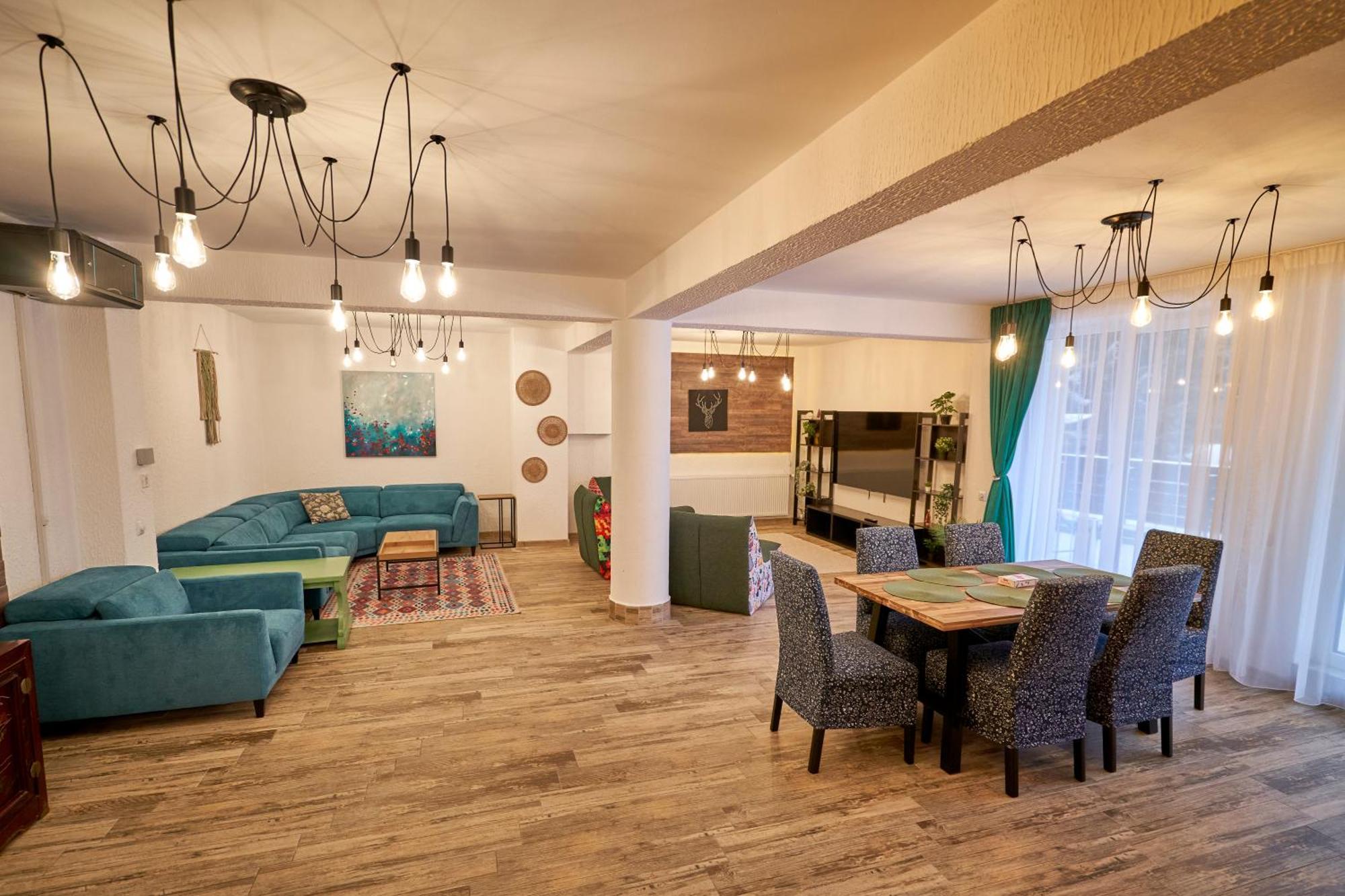 Family Treez Premium Apartments 波亚纳布拉索夫 外观 照片